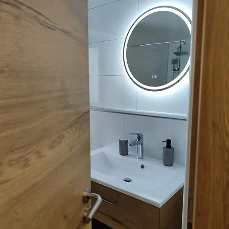 Marissa - 24h Self-checkin - Zentral - Parkplatz - Terrasse