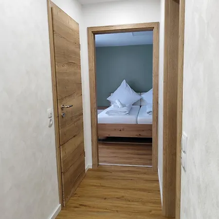 아파트 Marissa - 24h Self-checkin - Zentral - Parkplatz - Terrasse 빌레르베크